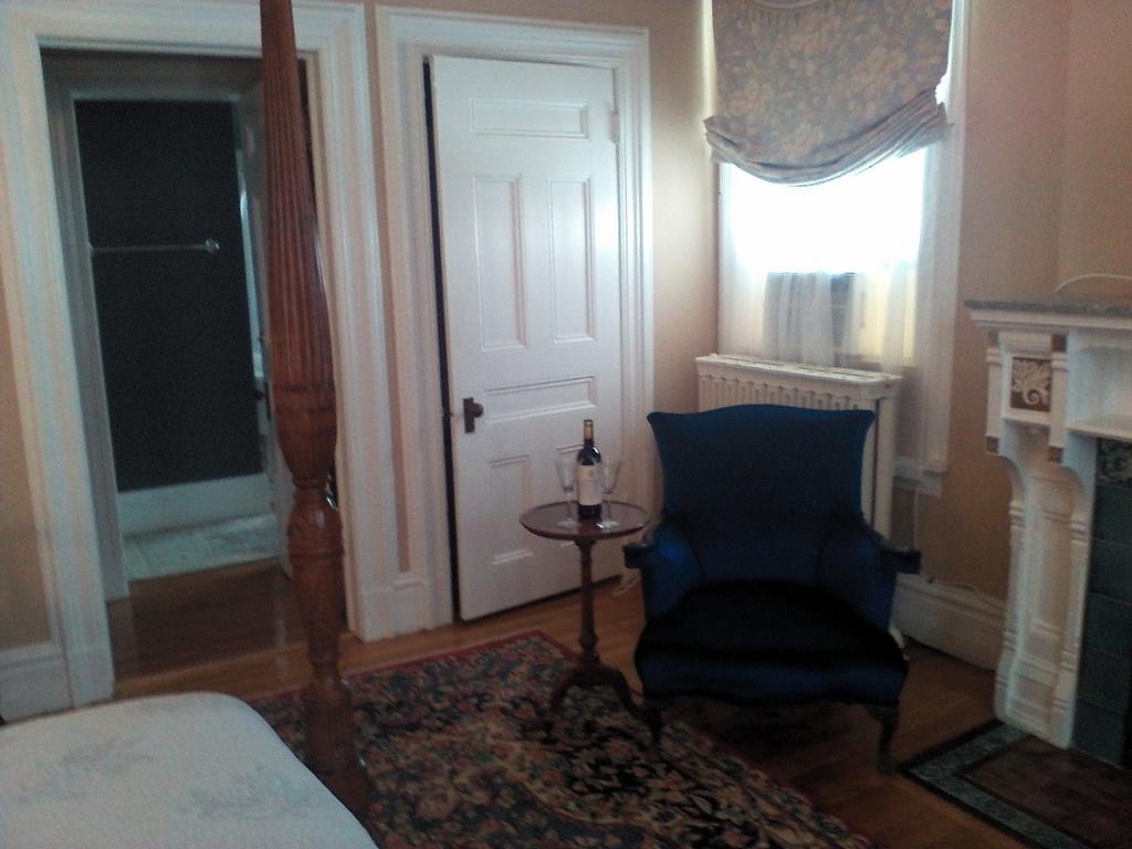 A Kingston Bed & Breakfast Dış mekan fotoğraf