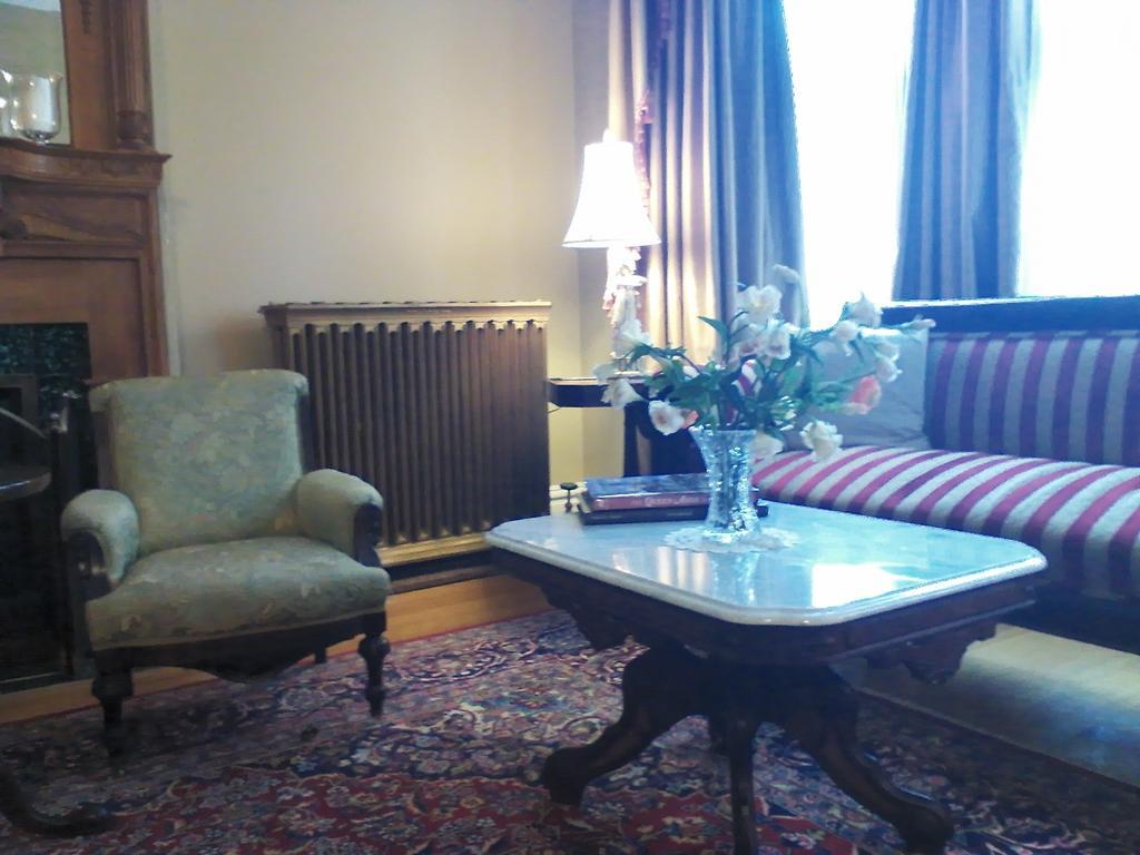 A Kingston Bed & Breakfast Dış mekan fotoğraf